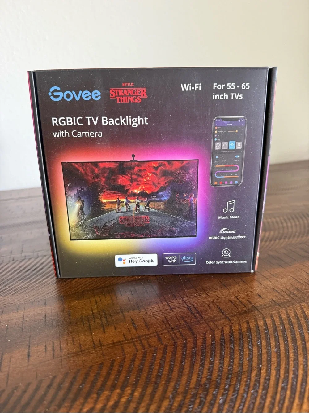 Govee RGBIC TV Backlight with Camera - Black